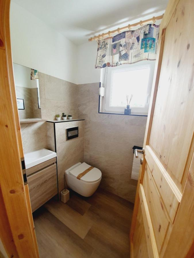 Honey Apartments Zirovnica Extérieur photo